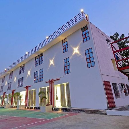 Oyo Townhouse 779 Gods County Tarapith Exterior foto